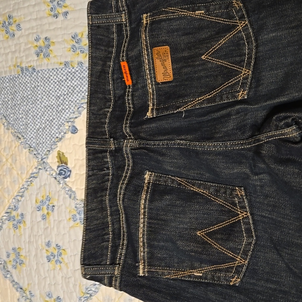 Womens wrangler pants